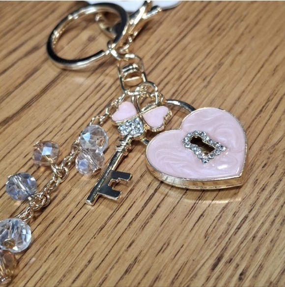 Pink Heart Lock & Key Keychain/Bag Charm - Picture 3 of 4